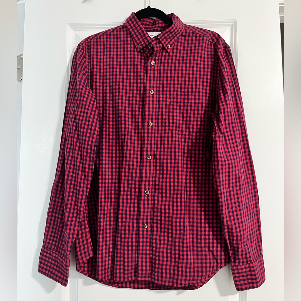 Men’s Old Navy Red Plaid Button Down Work Shirt - Size Small